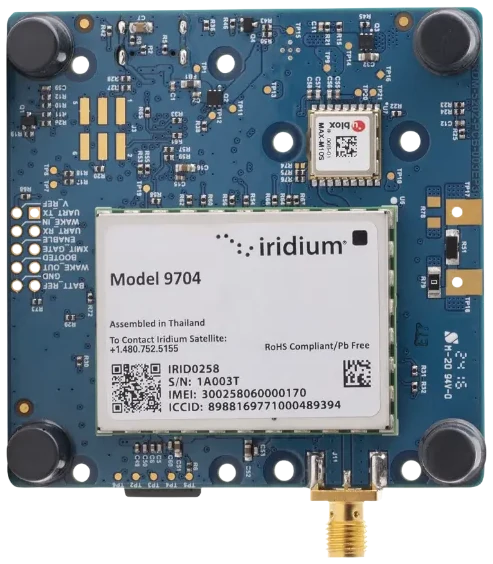 Launch Pad 开发板的模组面,可见预装的 9704 模组与板载 GNSS 接收机